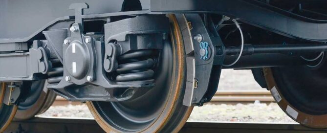 Why Mobile Railcar Repair Services Matter More Than Ever